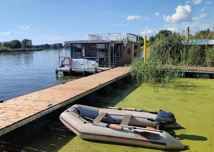 Silver Moon Na Skraju Rzeki Lejlighed Uraz (Trzebnica)