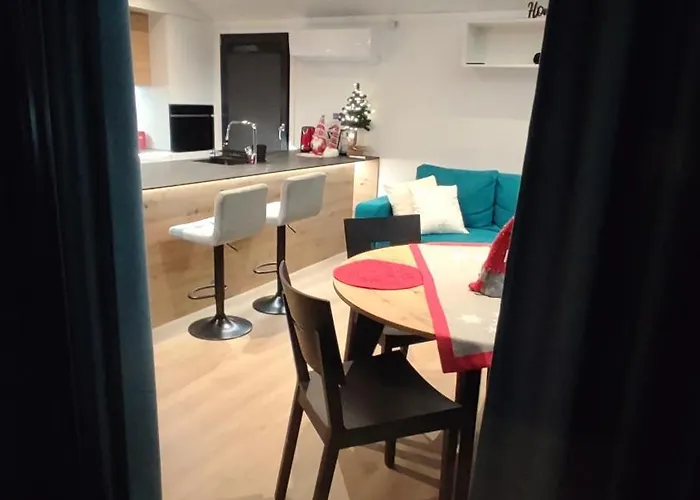 Silver Moon Na Skraju Rzeki Uraz (Trzebnica)