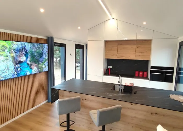 Silver Moon Na Skraju Rzeki